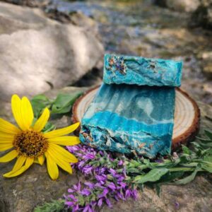 סבון מחימר תכלת ריח של פרחים