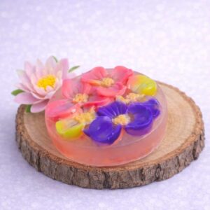 סבון גליצרין עם ריח לוטוס