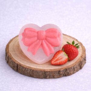 סבון גליצרין עם ריח של תות