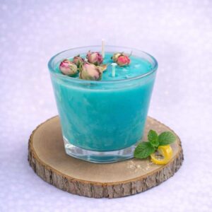 נר עם ריח של תה ירוק ולימון מנטה