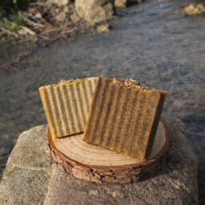 סבון עם כורכום