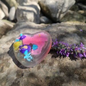 סבון גליצרין עם ריח של לילך