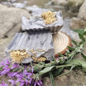 סבון מחימר שחור מים המלח ושמן נבט חיטה