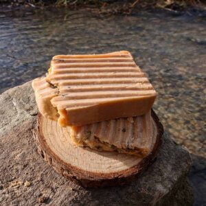 סבון מחלב   עם ריח של פסיפלורה