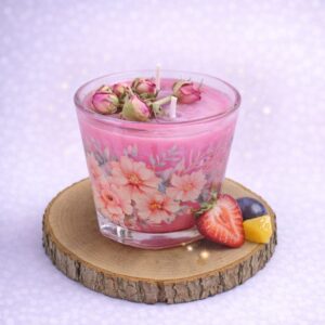 נר עם ריח של עוגת פירות